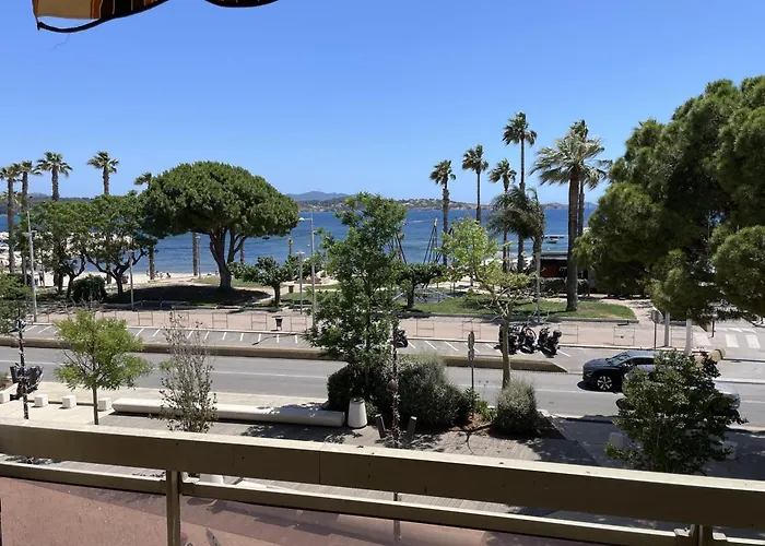 Studio With Large Balcony - Sea View
